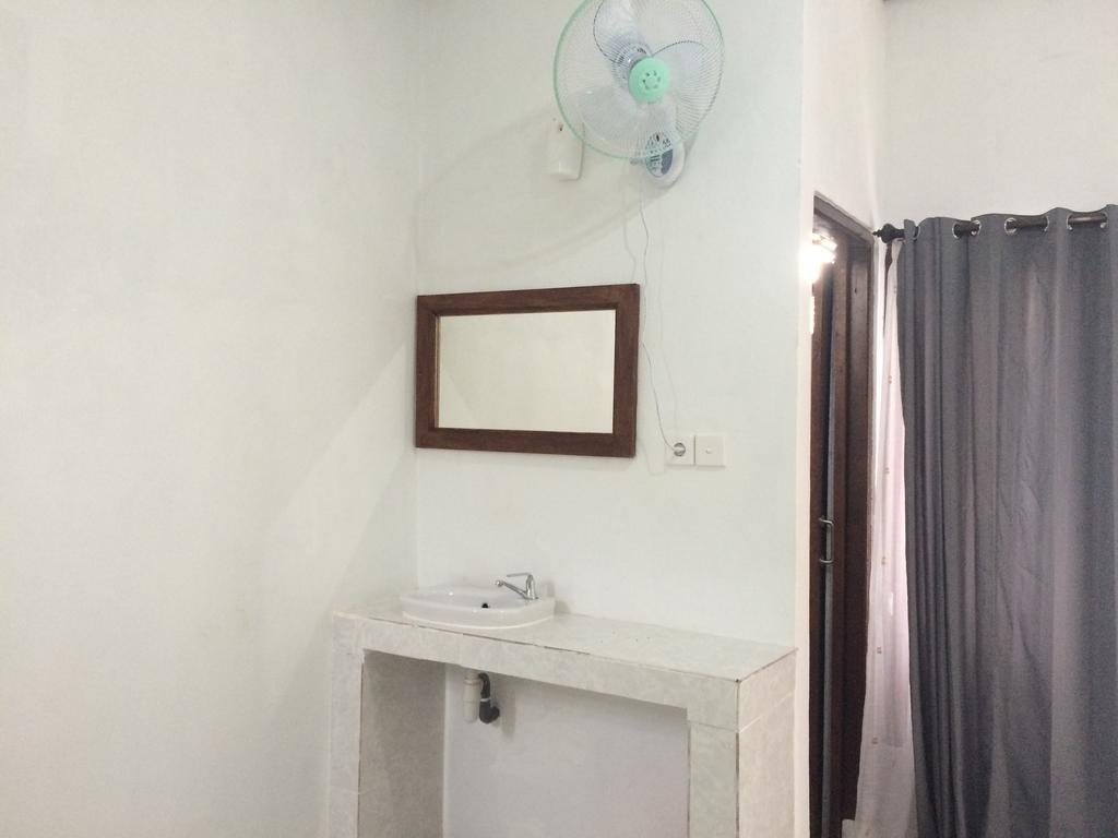 Linggy Homestay Lembongan Zewnętrze zdjęcie